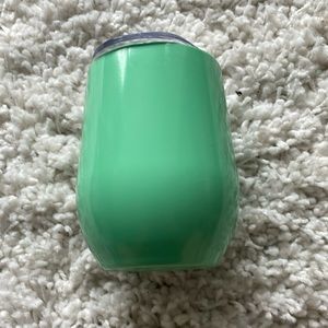 Swig 9ounce wine cup used maybe once if that! Beautiful turquoise green color.